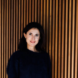 Portraitbild von Agatha Kalandra, Markets Lead und Vorstandsmitglied bei PwC Österreich