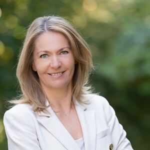 Portrait Claudia Mischensky, Geschäftsführerin der IV Kärnten
