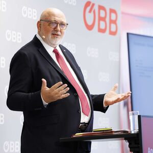 ÖBB-CEO Andreas Matthä am Dienstag, 16. September 2025, anl. einer PK "Fahrplan-Neuerungen 2026" in der ÖBB Unternehmenszentrale in Wien