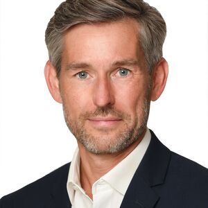 Stefan Rathausky, Senior Director bei Alvarez & Marsal