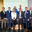 Bei der Veranstaltung „Kreislaufwirtschaft im Dialog“ in der WKNÖ-Zentrale (v.l.): Miraplast-Geschäftsführer Markus Brunnthaler, Stabstellenleiter für Energiestrategie und Kreislaufwirtschaft Eli Widecki (Baumit), Vöslauer-Geschäftsführer Herbert Schlossnikl, Corporate Responsibility-Leiterin Manuela Schneider (Tchibo/Eduscho Austria), WKNÖ-Nachhaltigkeitskoordinatorin Manuela Klaushofer, WKNÖ-Präsident Wolfgang Ecker, Junior-Chef Peter Lechner (Bäckerei Lechner), Florian Kamleitner (Plattform für Green Transformation & Bioökonomie, ecoplus), Leiter für Abfallmanagement & Umwelt Thomas Kasper (PORR Umwelttechnik GmbH) und Karin Huber-Heim (Executive Director Circular Economy Forum Austria).
