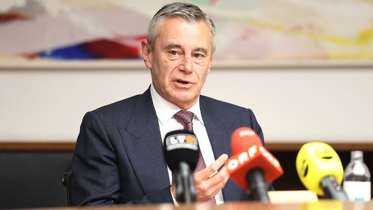 RLB OÖ-Generaldirektor Heinrich Schaller bei der Bilanz-Pressekonferenz
