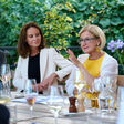 Patricia Neumann und Landeshauptfrau Johanna Mikl-Leitner bei der Diskussion über die Zukunft des Standorts Europa.