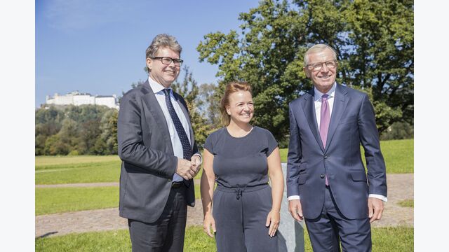 Bildungsminister Martin Polaschek, Nicole Meisner-Kober, Direktorin Ludwig Boltzmann Institut für nanovesikuläre Präzisionsmedizin und Landeshauptmann Wilfried Haslauer