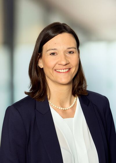 Portraitbild von Susanne Zach, Leiterin Data & AI bei EY Österreich