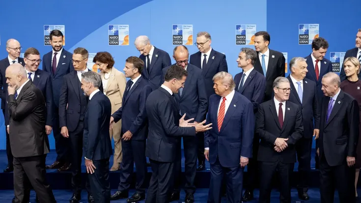 Die staats und regierungschefs am NATO Gipfel Den Haag 2025