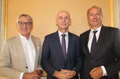 Josef Herk, Präsident der Wirtschaftskammer Steiermark, Wirtschaftslandesrat Willibald Ehrenhöfer und Präsident der IV Steiermark Kurt Maier