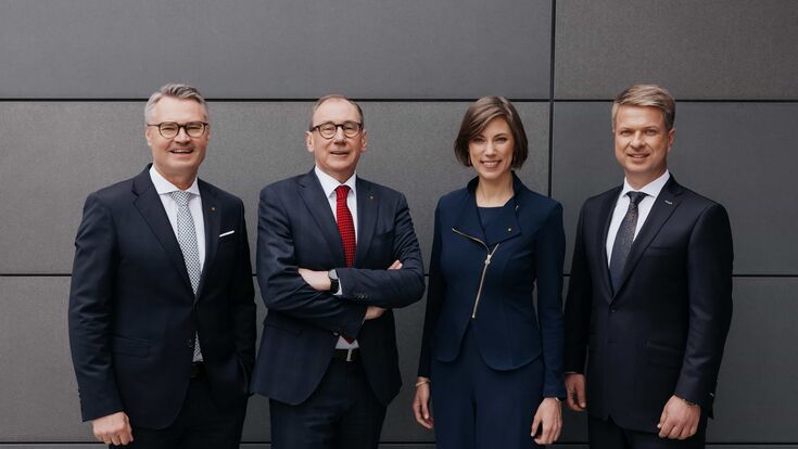 Das vierköpfige Vorstandsteam der Raiffeisen Landesbank Steiermark 2025: Vorstandsdirektor Rainer Stelzer, Generaldirektor Martin Schaller, Vorstandsdirektorin Ariane Pfleger, Vorstandsdirektor Florian Stryeck