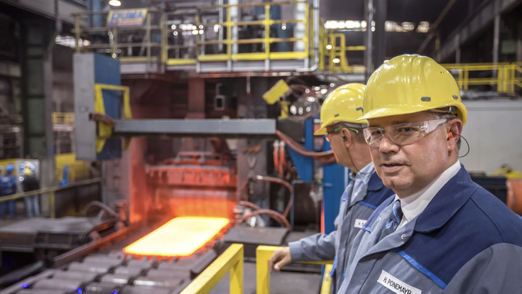 Arbeiter im voestalpine Werk