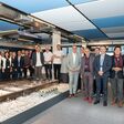 Gäste bei der Eröffnung des Frauscher Experience und Learning Centre in Schärding 2025.