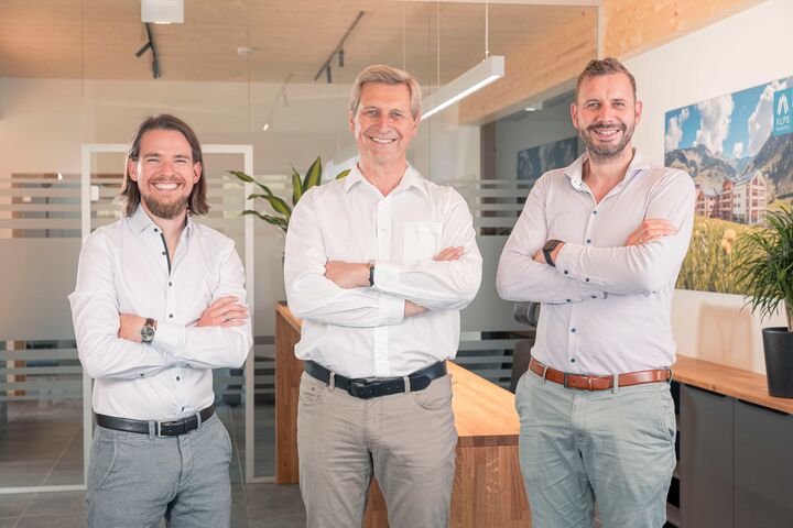 Die Geschäftsführung von ALPS RESORTS (v.l.n.r.): Thomas Payr, MBA (CMO), Gerhard Brix (CEO) und Gerhard Brix Jun. (COO)