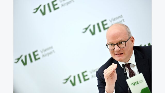 Flughafen Wien AG Vorstand Julian Jäger am 2025 im Rahmen einer Pressekonferenz der Flughafen Wien AG
