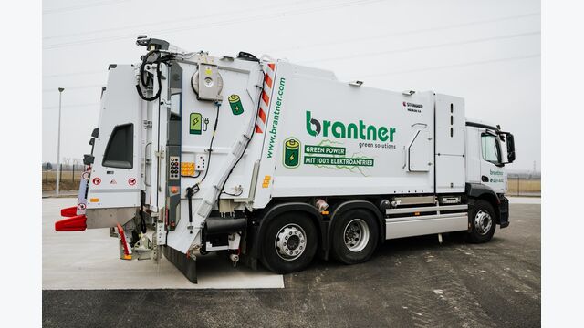 brantner green solutions e-lkw in der müllentsorgung von außen alleinstehend