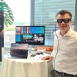 Christian Kusmitsch, Founder von Mindset Technologies, neben seiner Erfindung