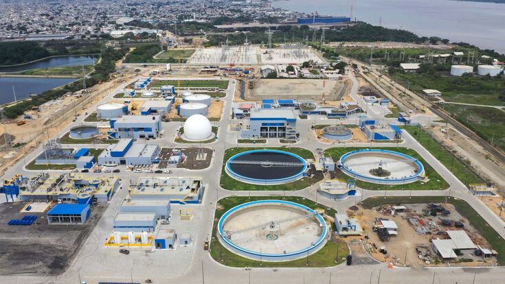 luftbild der Kläranlage Las Esclusas im Süden von Guayaquil in Ecuador
