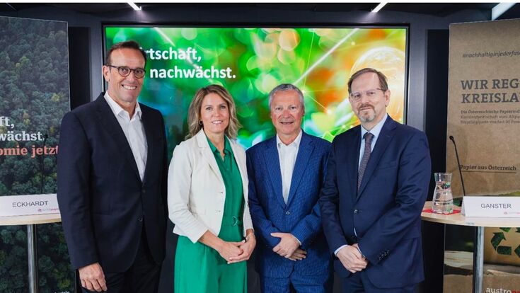 Martin Zahlbruckner, Präsident Austropapier, Sigrid Eckhardt, Geschäftsführerin Austropapier, Harald Ganster, Vorstandsmitglied von Austropapier, Ronald Scheucher, Industrieökonom bei Mainland Economic Consultants