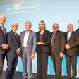 beim Pfingsdialog 2026: Wirtschafts- und Wissenschaftslandesrat Willibald Ehrenhöfer, Politologe Carlo Masala, JR-Geschäftsführer Heinz Mayer, ORF-Moderatorin Nadja Bernhard, Diözesanbischsof Wilhelm Krautwaschl, Kardinal und Erzbischof von Belgrad Laszlo Nemet und „Geist & Gegenwart“-Koordinator Herwig Hösele.