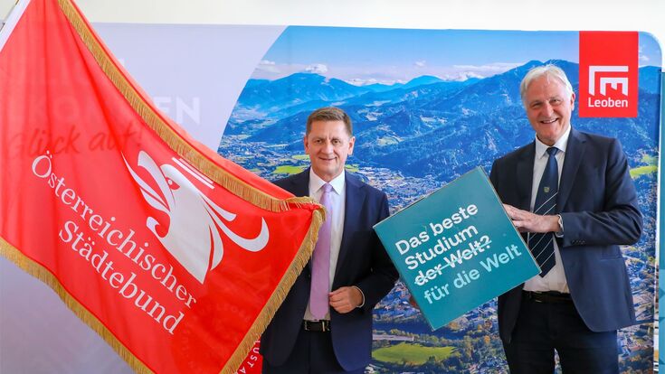 Leobens Bürgermeister Kurt Wallner und Rektor der Montanuniversität Peter Moser präsentierten den 75. Österreichischen Städtetag 2026.