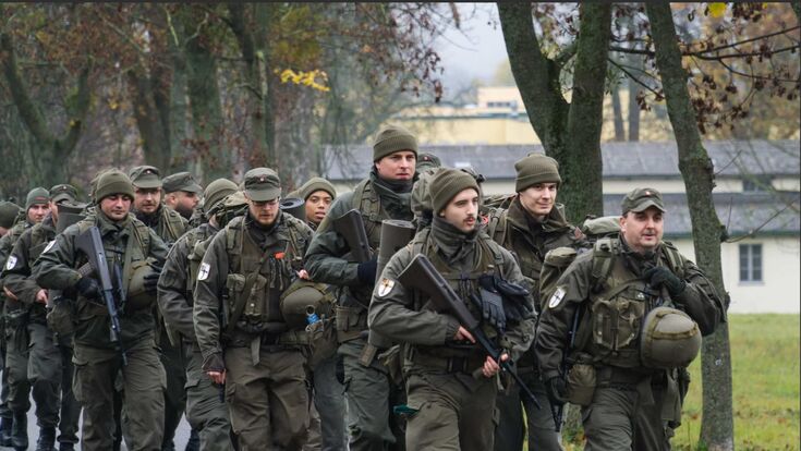 Milizsoldaten des Jägerbataillons Wien 1 "Hoch- und Deutschmeister" bei der Übung „Herbststurm 2022“.
