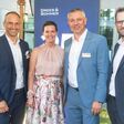 Georg Stadlhofer, Nicole Rumpler und Gerald Herndlhofer (alle Geschäftsführung Drees & Sommer Österreich) mit Marc Schömbs, Vorstand Drees & Sommer SE bei der Feier zu 35 Jahre Drees & Sommer Österreich