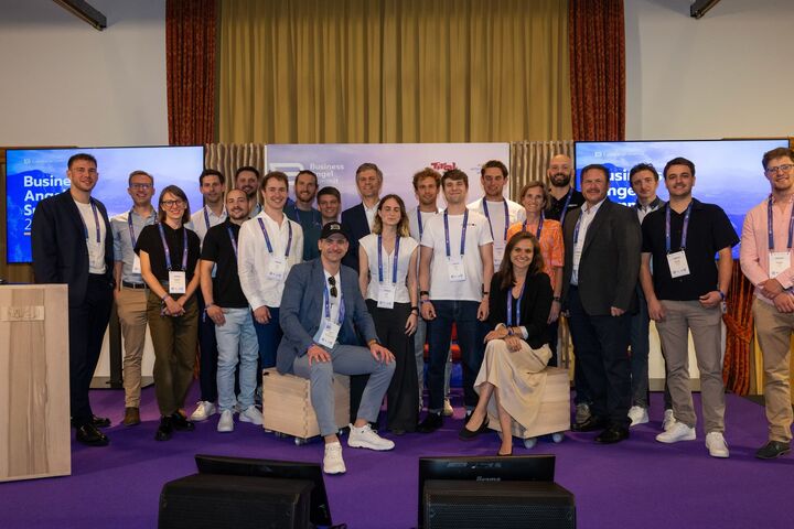 Gruppenfoto vom Business Angel Summit 2026 in kitzbühel