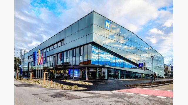 äußere Seitenansicht vom Haus der Digitalisierung in Tulln, niederösterreich